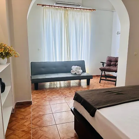 Estate Tsoukalas With Pool - Perfect For Large Groups Next To Laganas Offering Incredible Greek Hospitality By Mana Gers Tatil Evi *