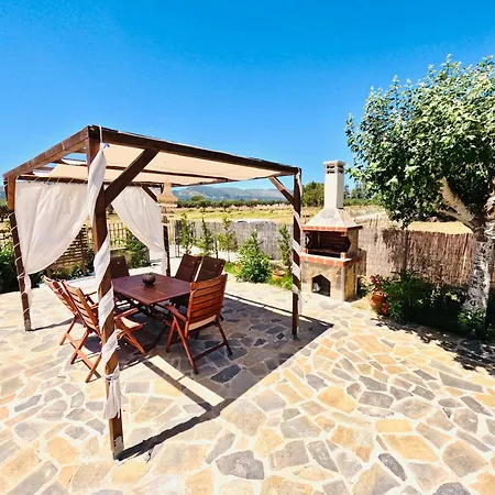 Tatil Evi Estate Tsoukalas With Pool - Perfect For Large Groups Next To Laganas Offering Incredible Greek Hospitality By Mana Gers *