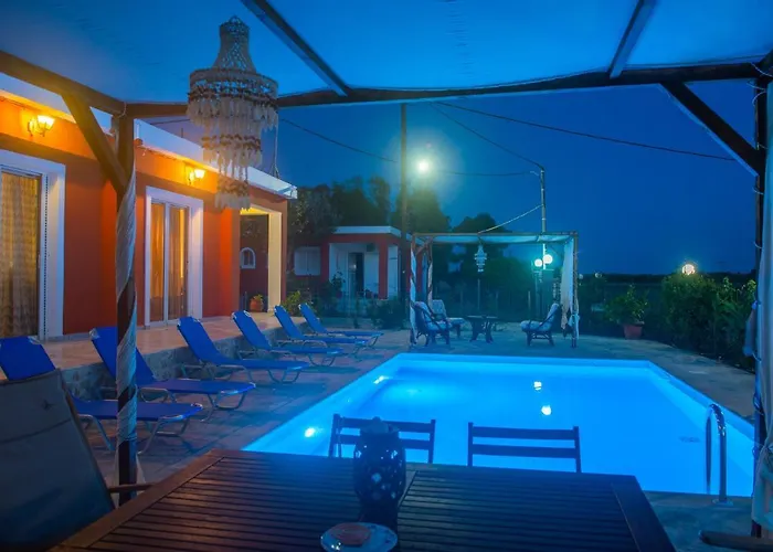 Estate Tsoukalas With Pool - Perfect For Large Groups Next To Laganas Offering Incredible Greek Hospitality By Mana Gers 度假居